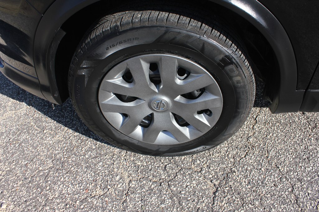 Photo 53 of this NISSAN ROGUE SPORT