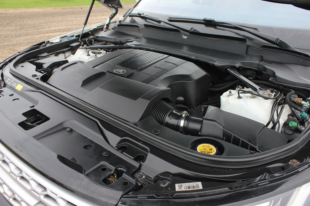 Photo 60 of this LAND ROVER DISCOVERY