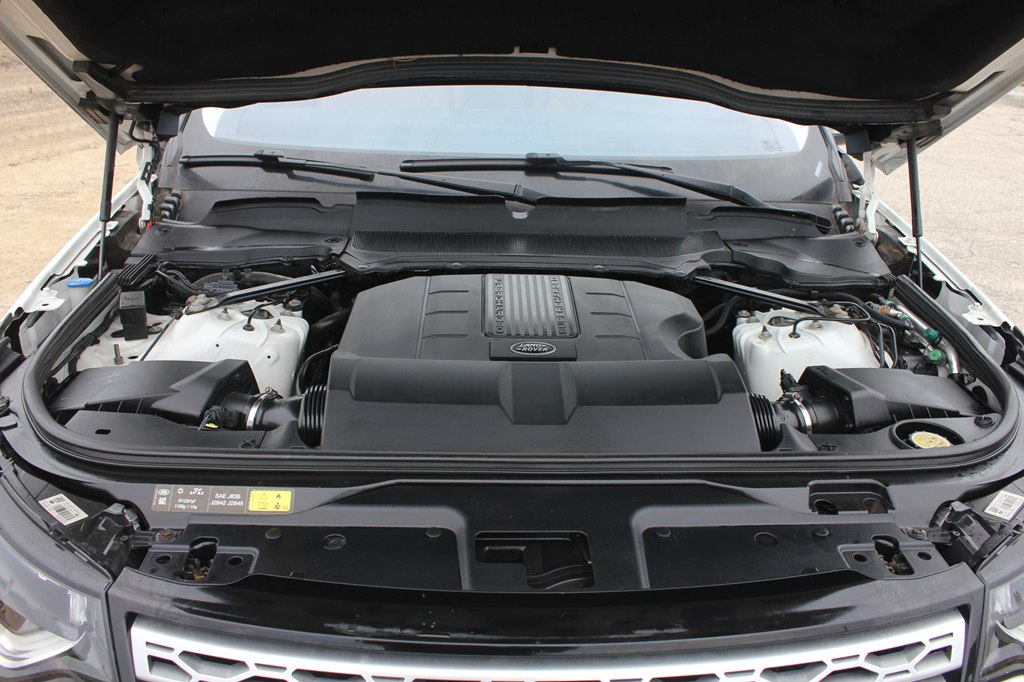 Photo 58 of this LAND ROVER DISCOVERY