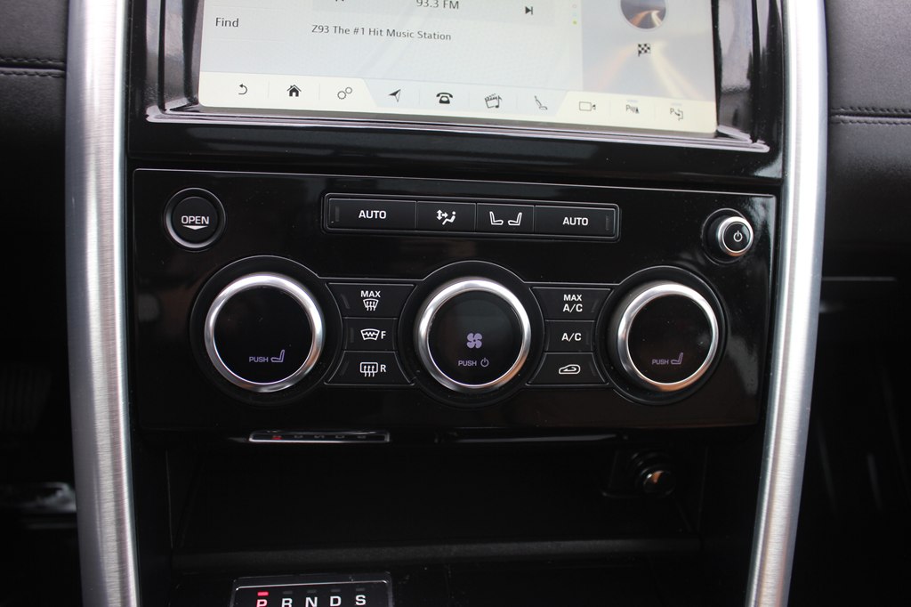 Photo 18 of this LAND ROVER DISCOVERY