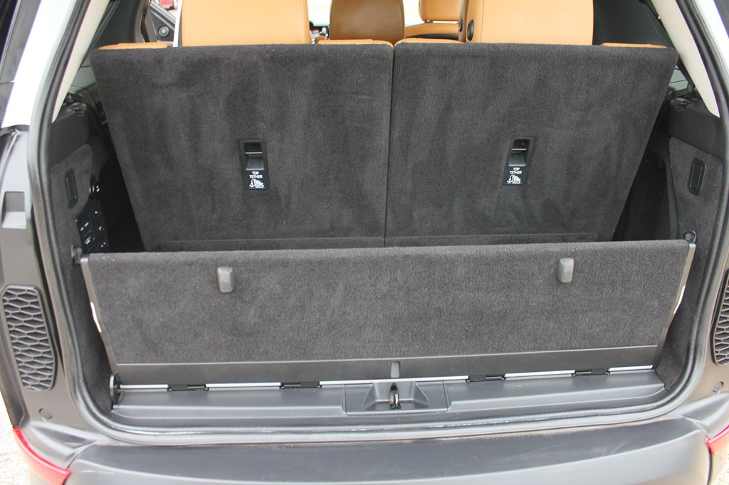 Photo 49 of this LAND ROVER DISCOVERY