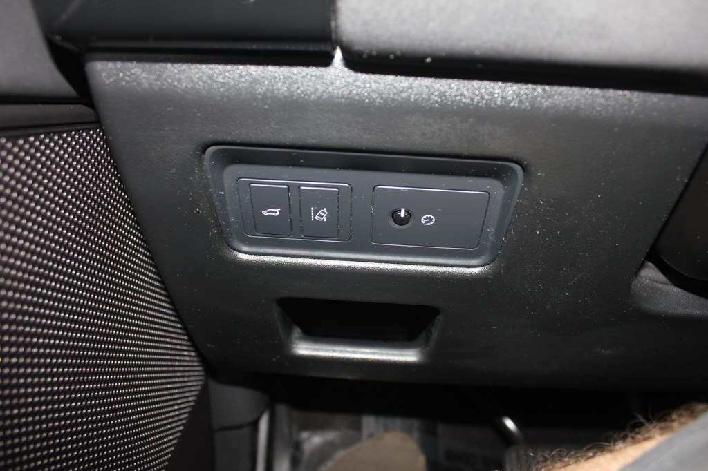 Photo 16 of this LAND ROVER DISCOVERY