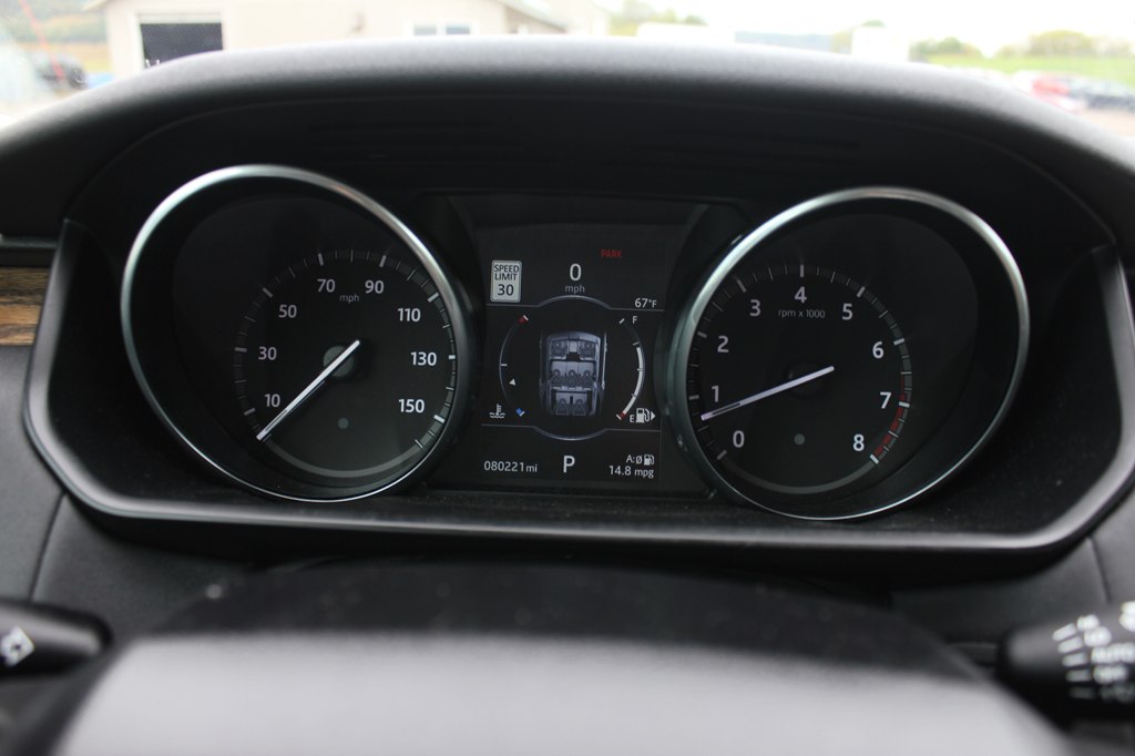 Photo 11 of this LAND ROVER DISCOVERY