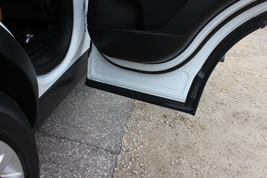 Photo 56 of this LAND ROVER DISCOVERY