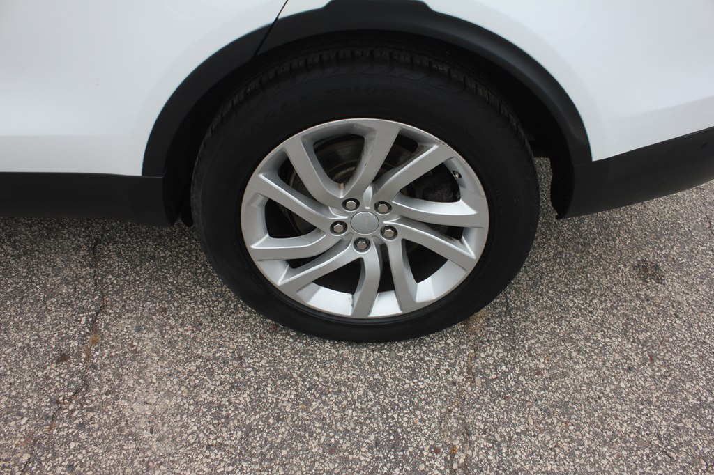 Photo 63 of this LAND ROVER DISCOVERY