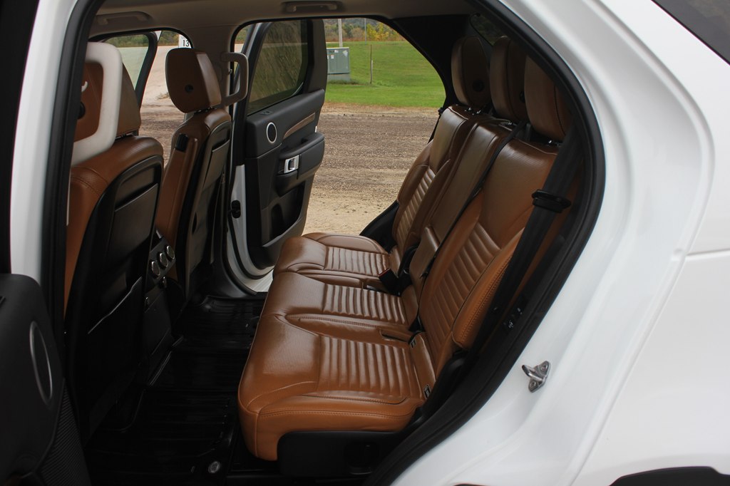 Photo 42 of this LAND ROVER DISCOVERY