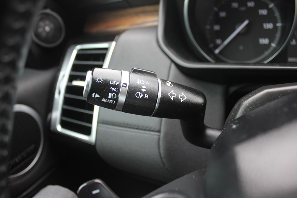 Photo 14 of this LAND ROVER DISCOVERY