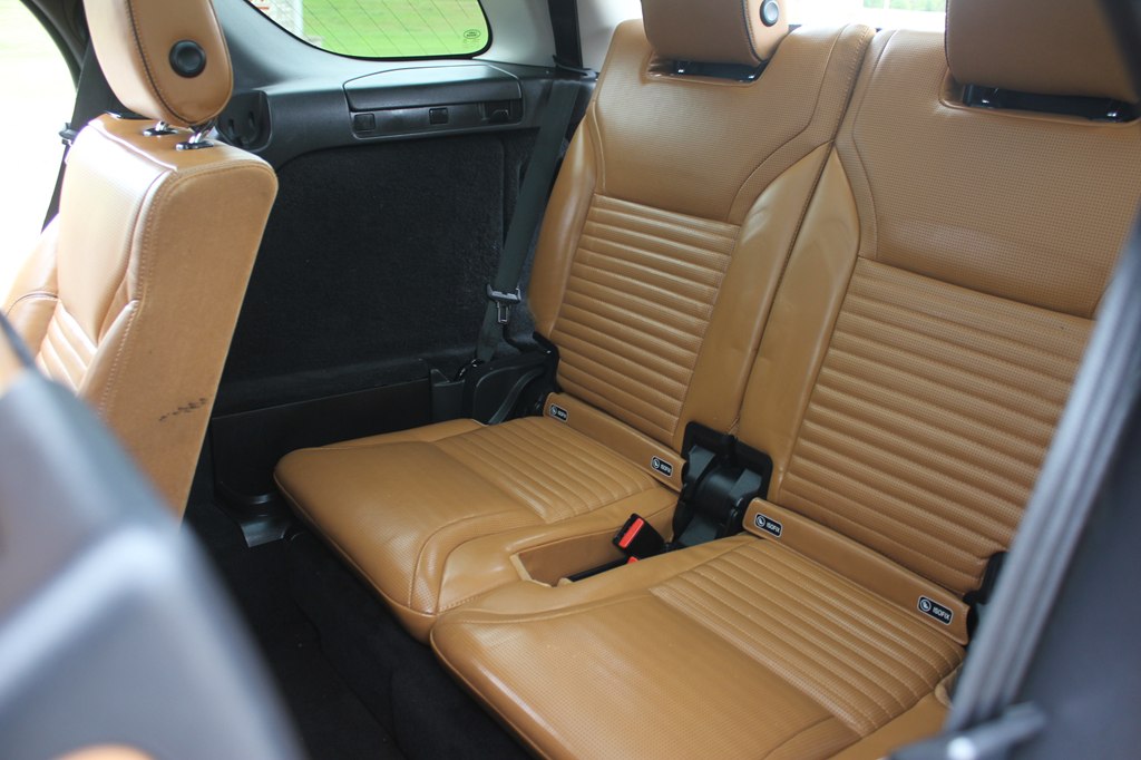 Photo 43 of this LAND ROVER DISCOVERY