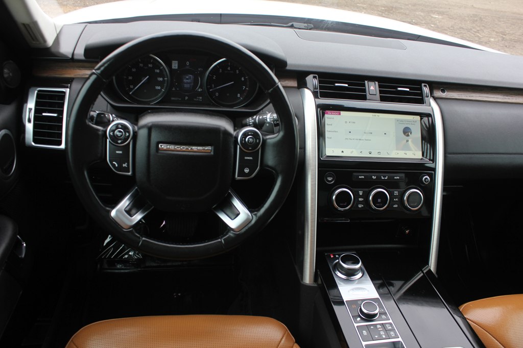 Photo 9 of this LAND ROVER DISCOVERY