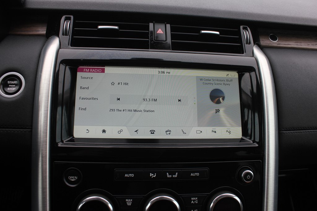 Photo 17 of this LAND ROVER DISCOVERY