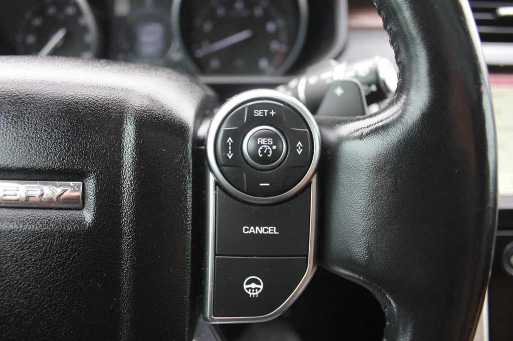 Photo 13 of this LAND ROVER DISCOVERY