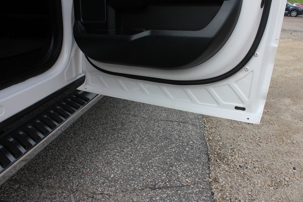 Photo 49 of this FORD F-150