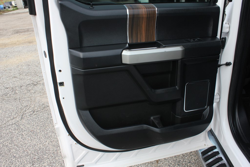 Photo 37 of this FORD F-150