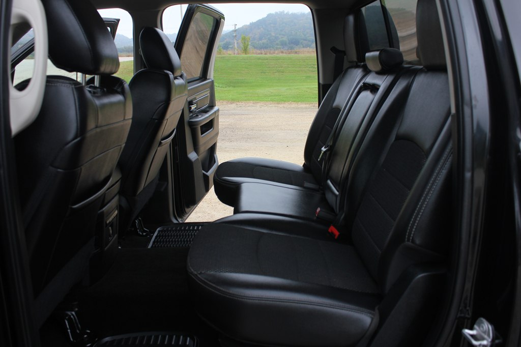 Photo 40 of this RAM RAM PICKUP 2500