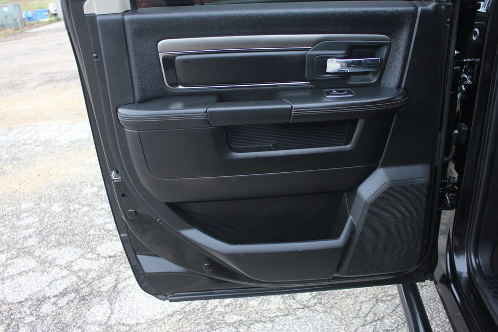 Photo 39 of this RAM RAM PICKUP 2500