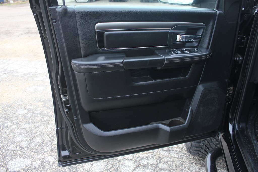 Photo 28 of this RAM RAM PICKUP 2500