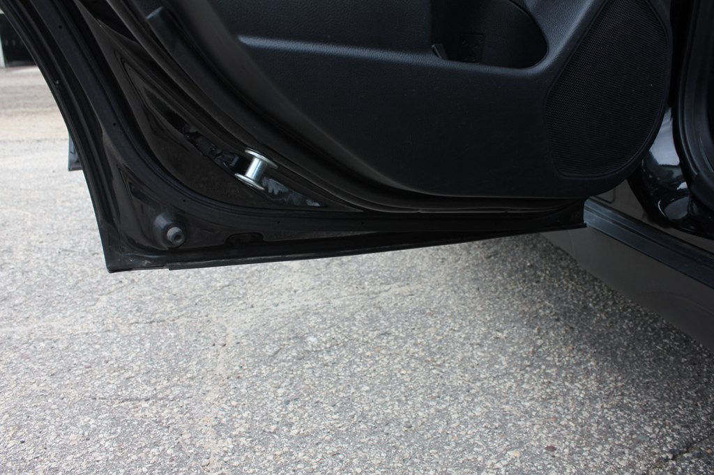 Photo 44 of this SUBARU OUTBACK