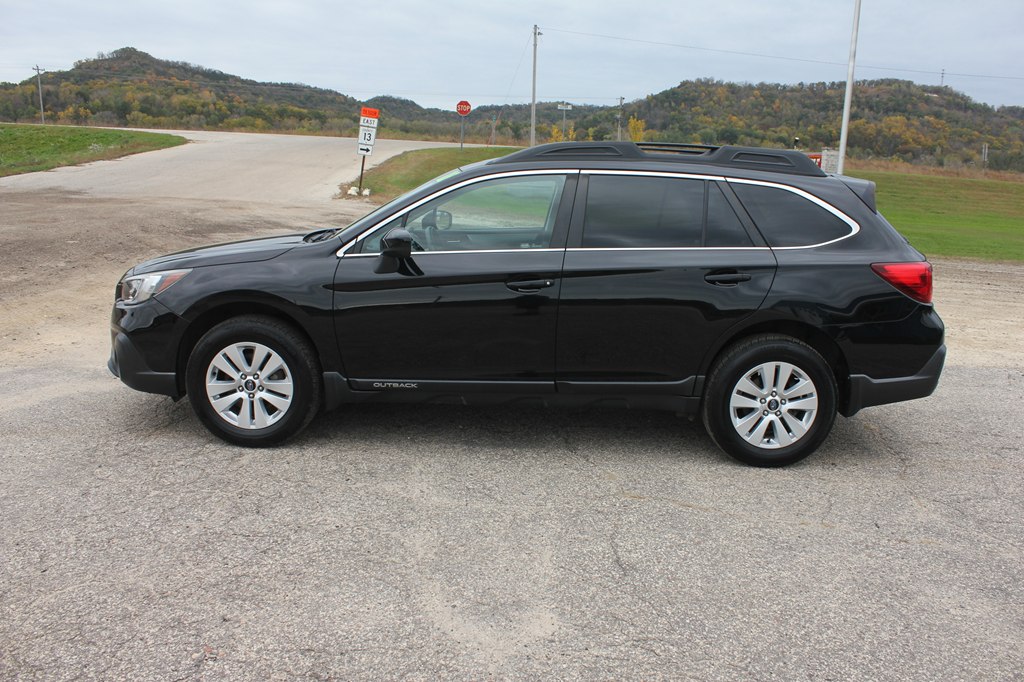 Photo 8 of this SUBARU OUTBACK