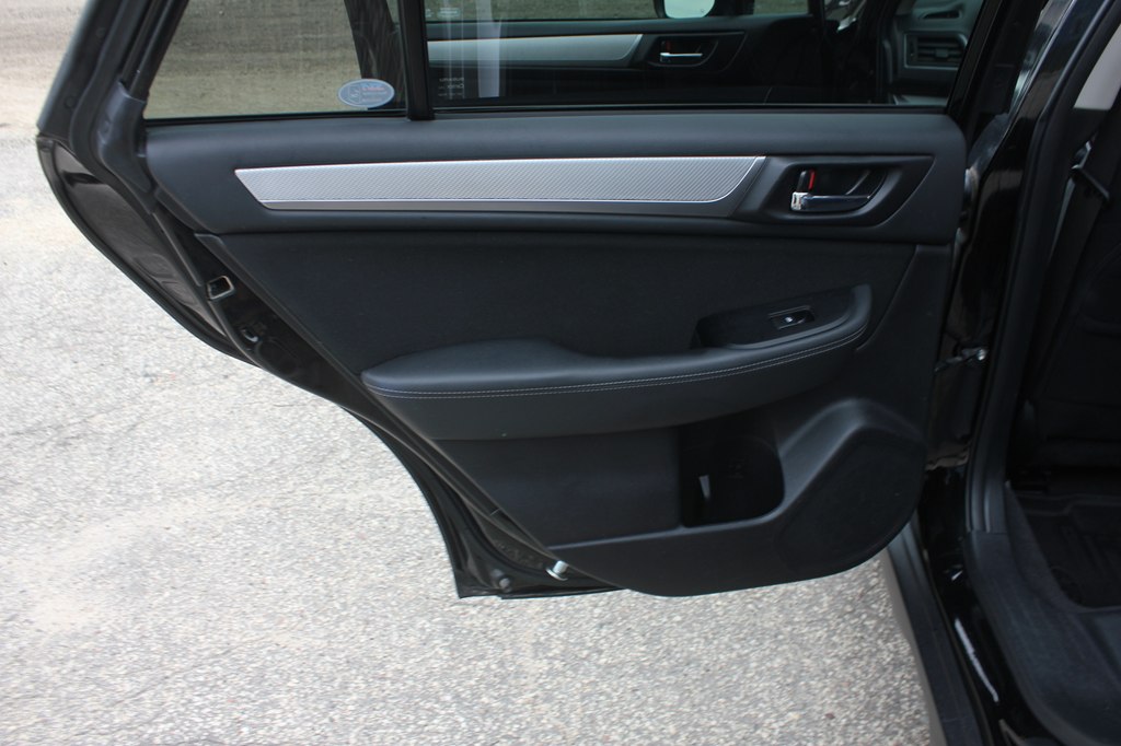 Photo 37 of this SUBARU OUTBACK