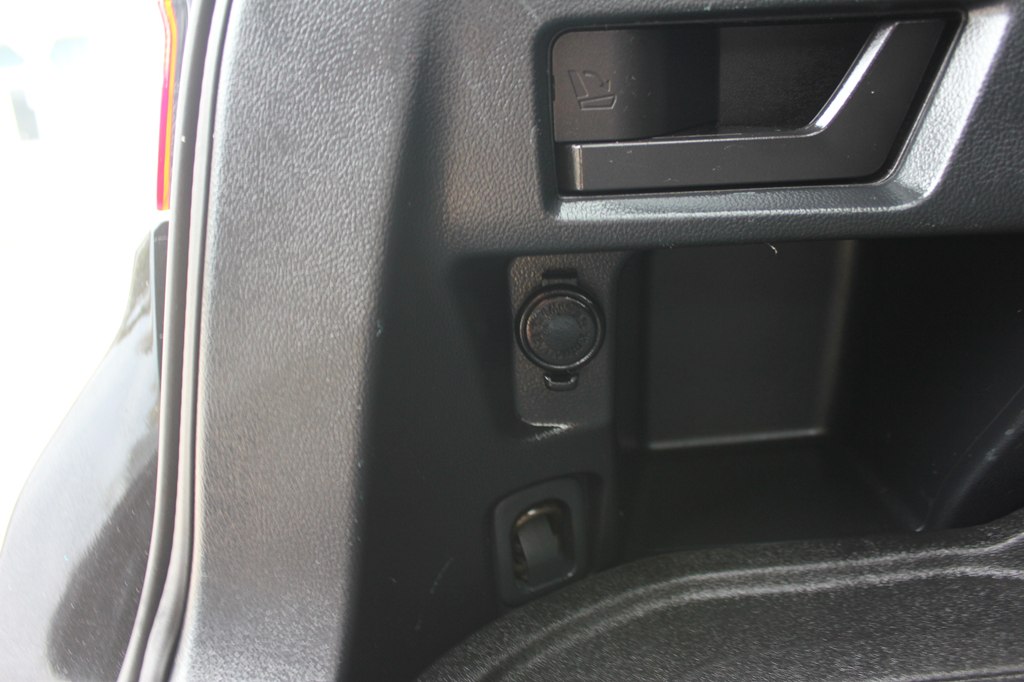 Photo 42 of this SUBARU OUTBACK