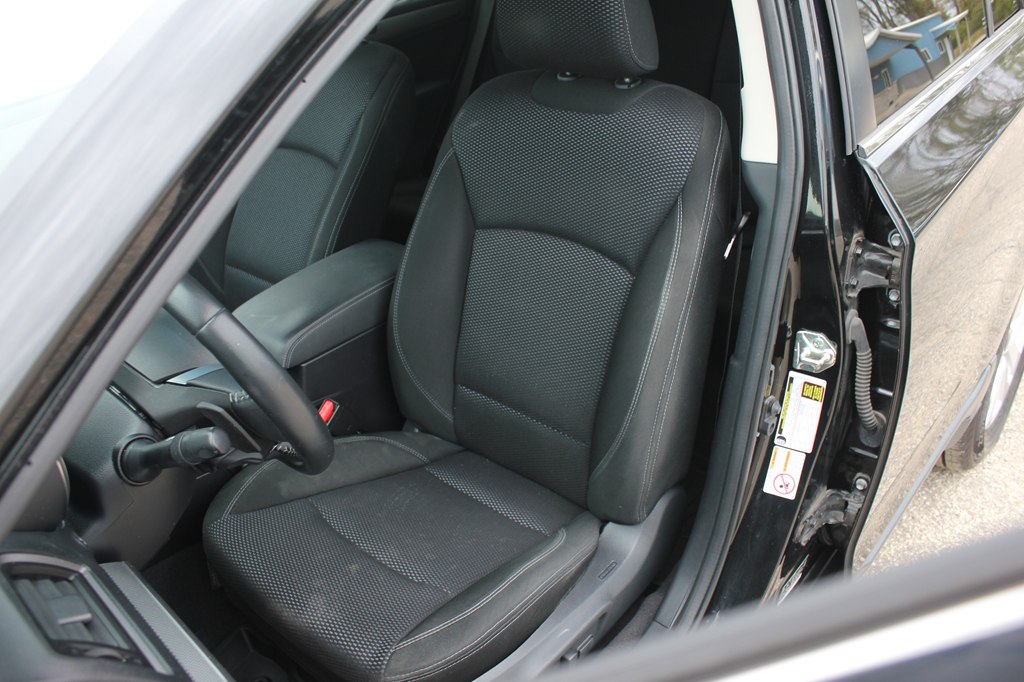 Photo 30 of this SUBARU OUTBACK