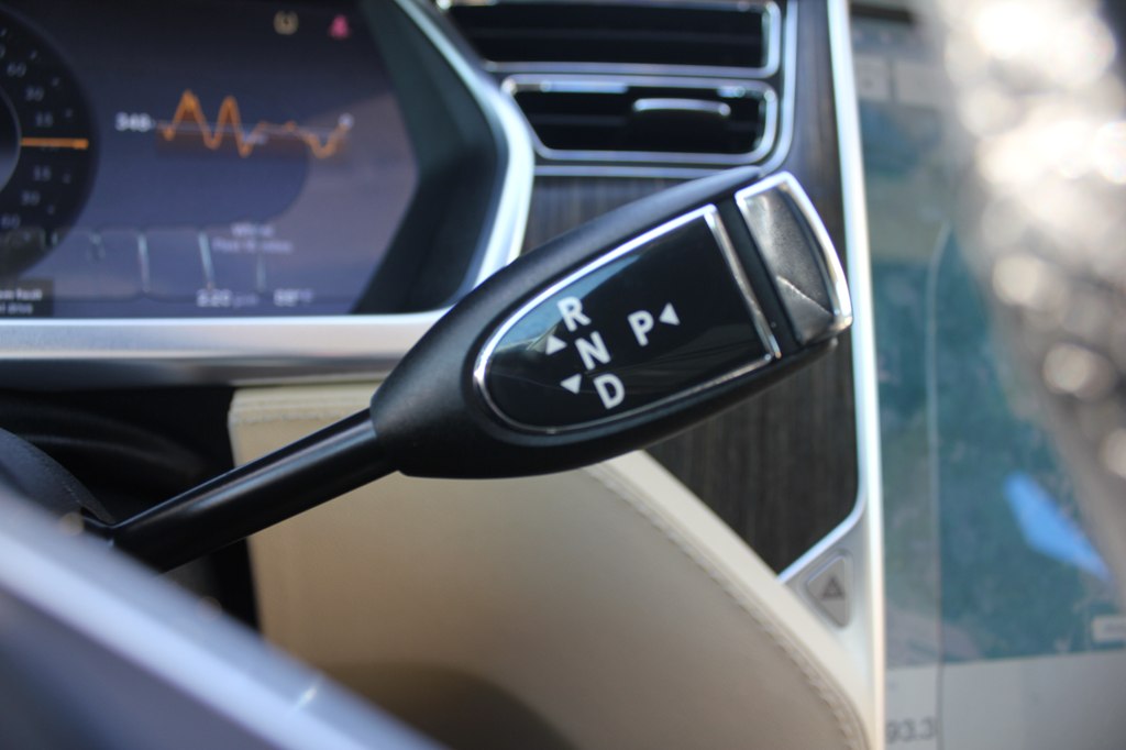 Photo 16 of this TESLA MODEL S