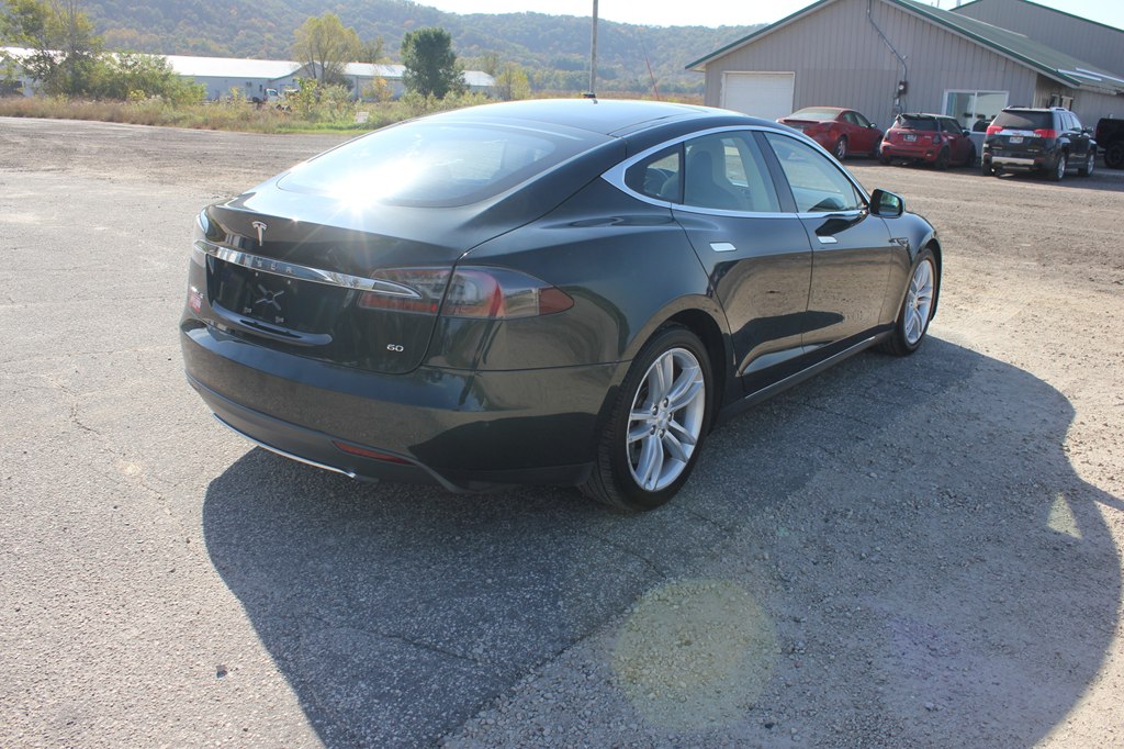 Photo 5 of this TESLA MODEL S