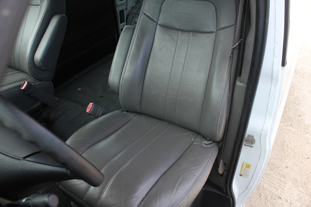 Photo 26 of this CHEVROLET EXPRESS
