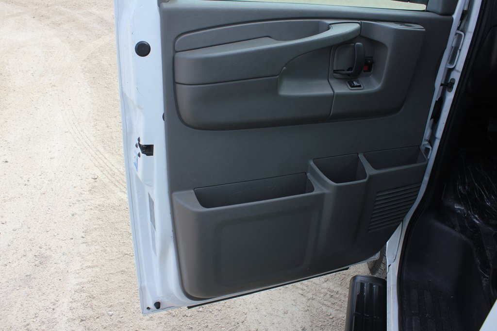 Photo 23 of this CHEVROLET EXPRESS