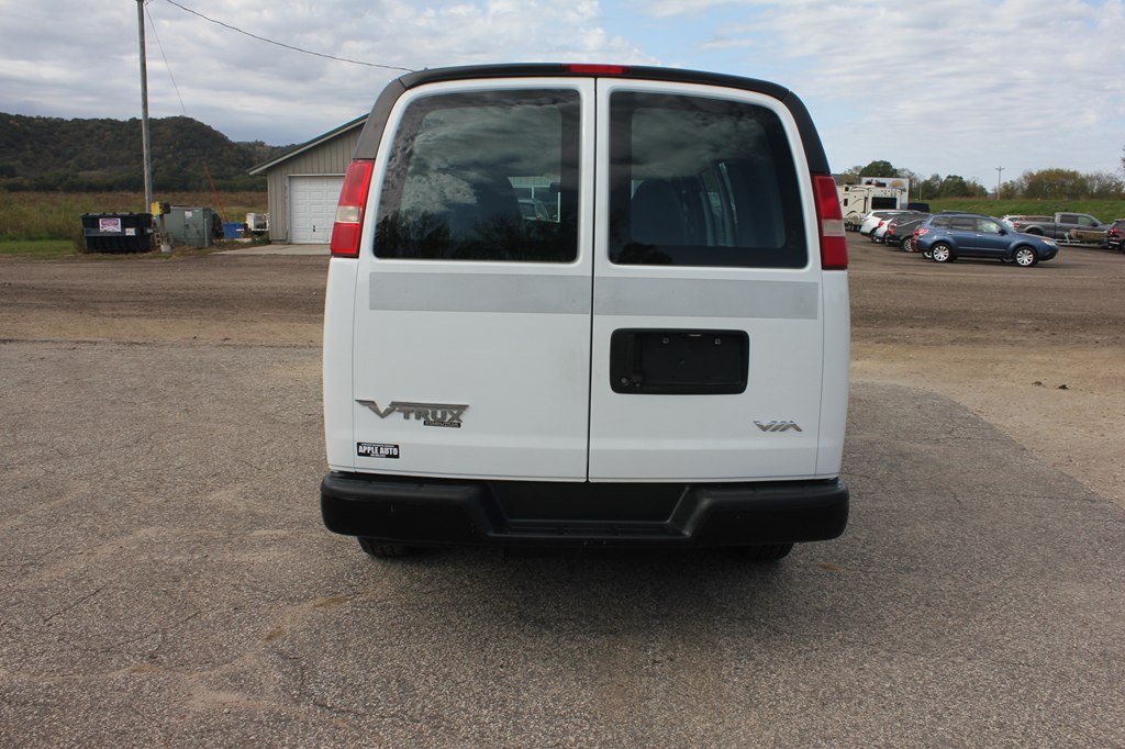 Photo 6 of this CHEVROLET EXPRESS