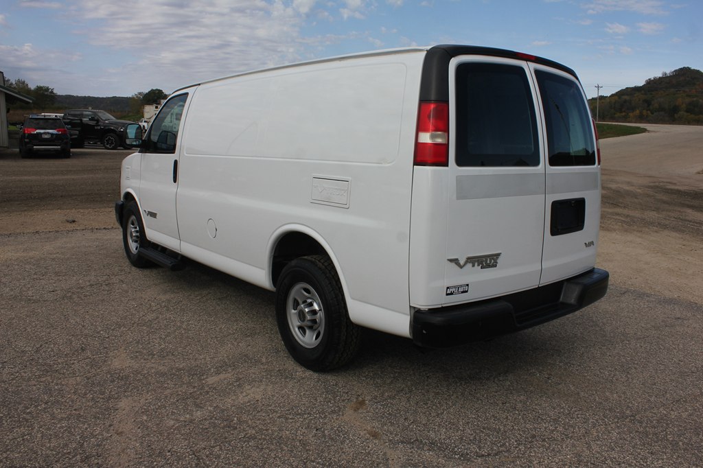 Photo 7 of this CHEVROLET EXPRESS