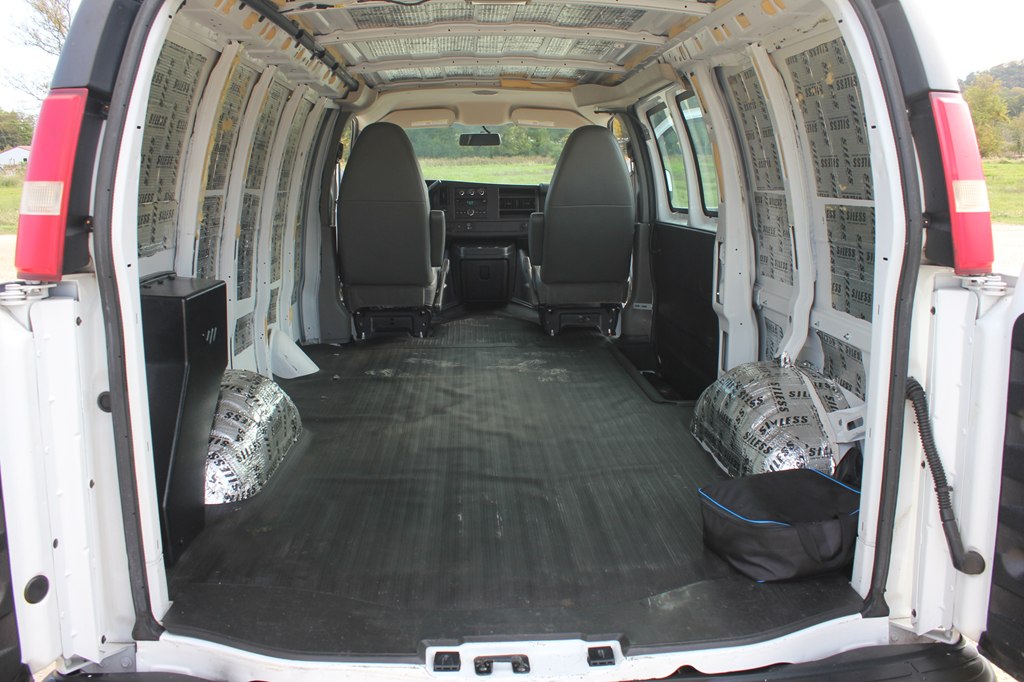 Photo 34 of this CHEVROLET EXPRESS