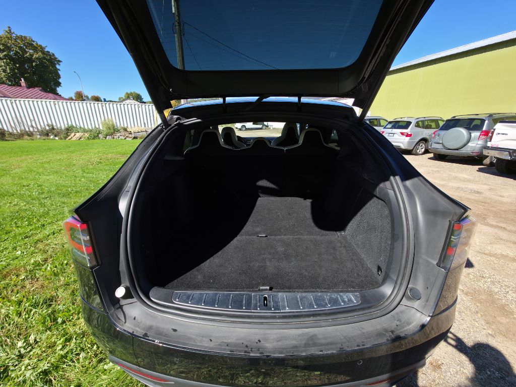 Photo 10 of this TESLA MODEL X