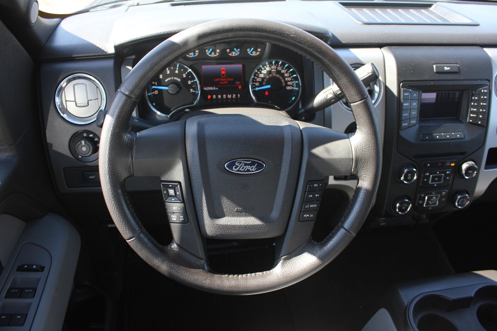 Photo 10 of this FORD F-150