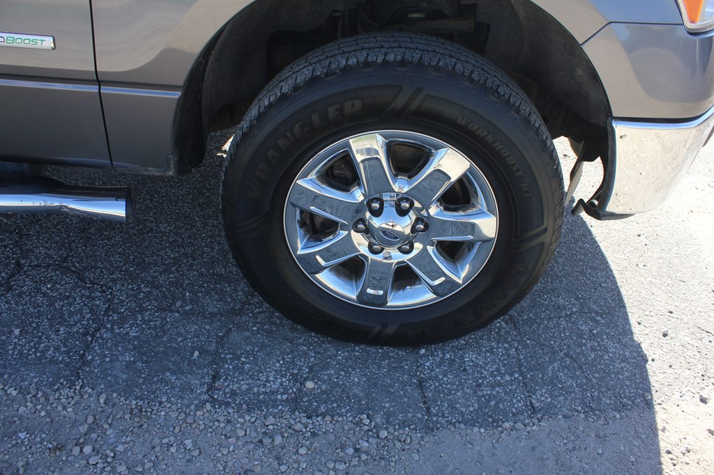 Photo 50 of this FORD F-150