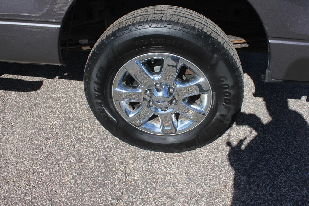 Photo 52 of this FORD F-150