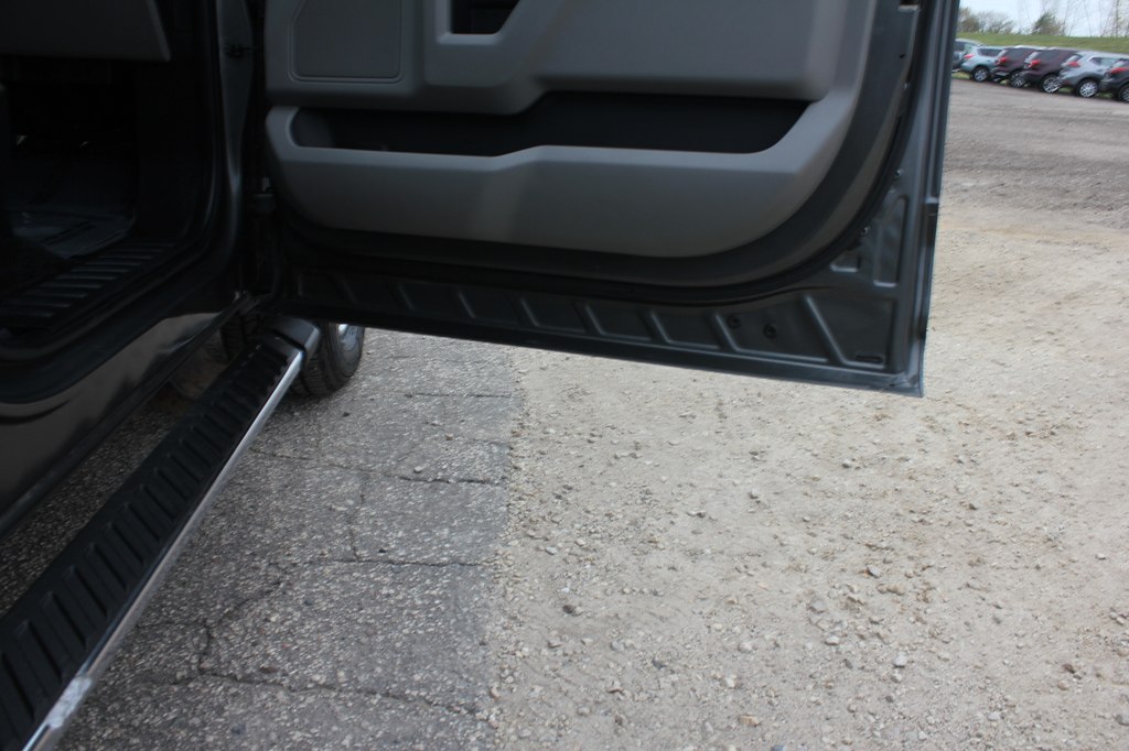 Photo 45 of this FORD F-150