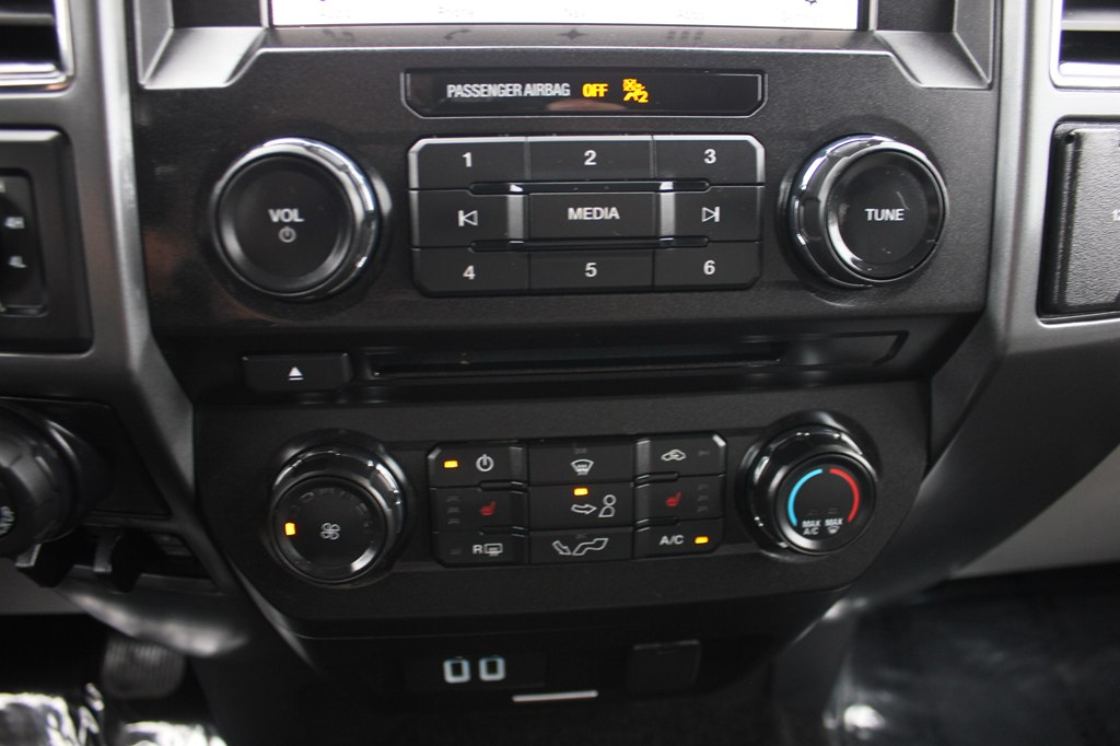 Photo 18 of this FORD F-150