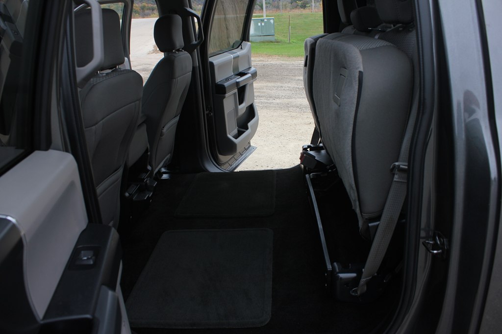 Photo 38 of this FORD F-150