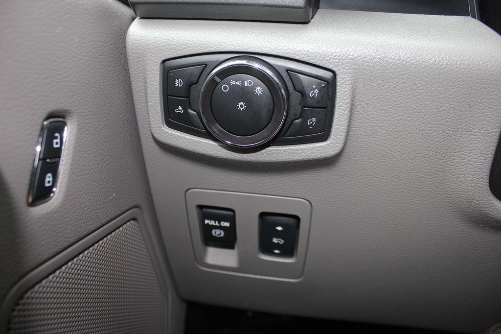 Photo 16 of this FORD F-150