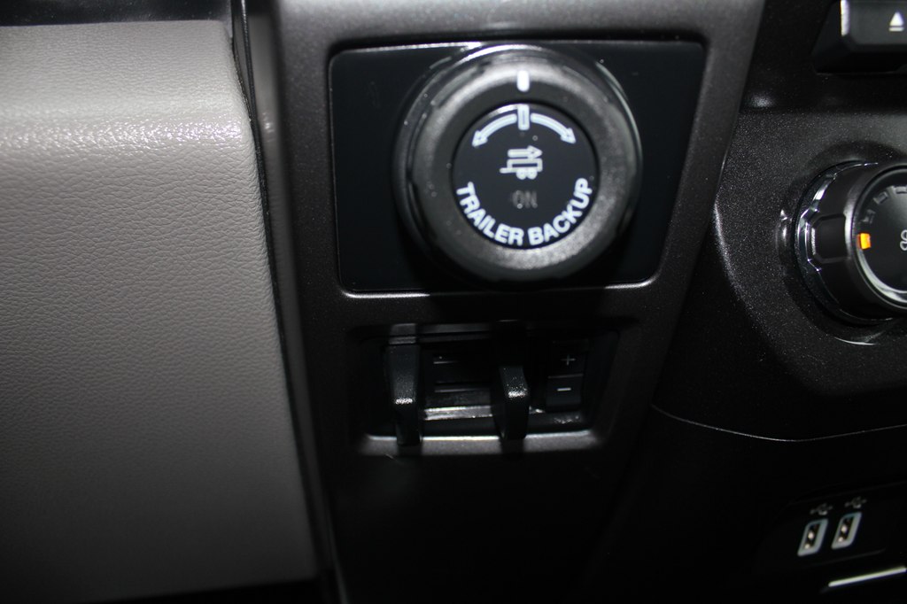 Photo 20 of this FORD F-150