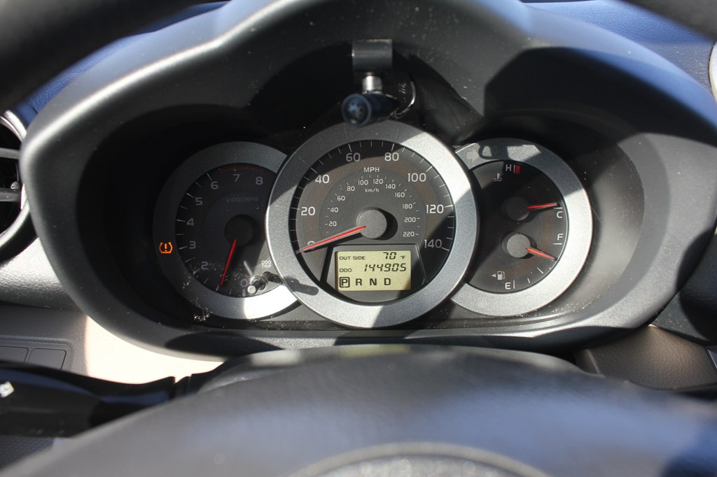 Photo 11 of this TOYOTA RAV4