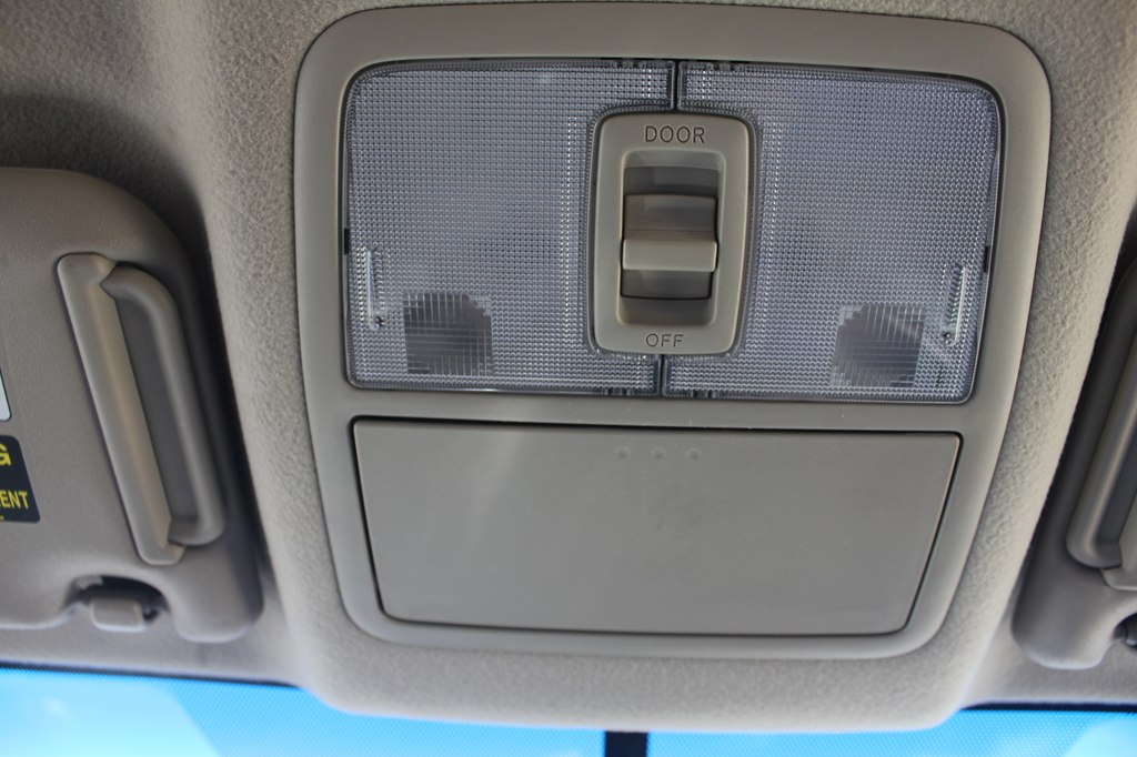Photo 22 of this TOYOTA RAV4