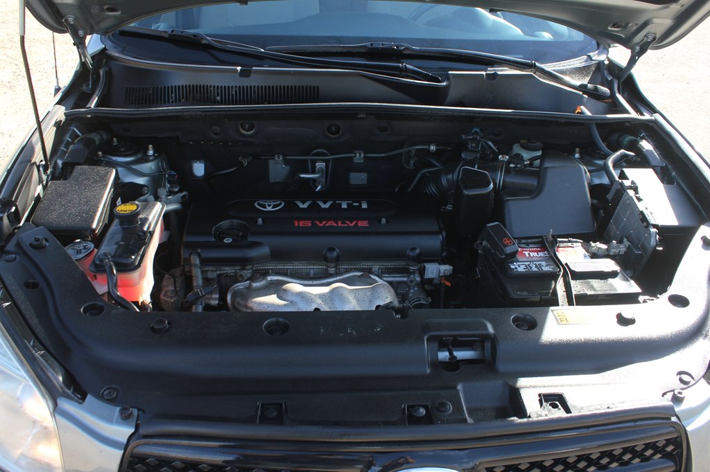 Photo 45 of this TOYOTA RAV4