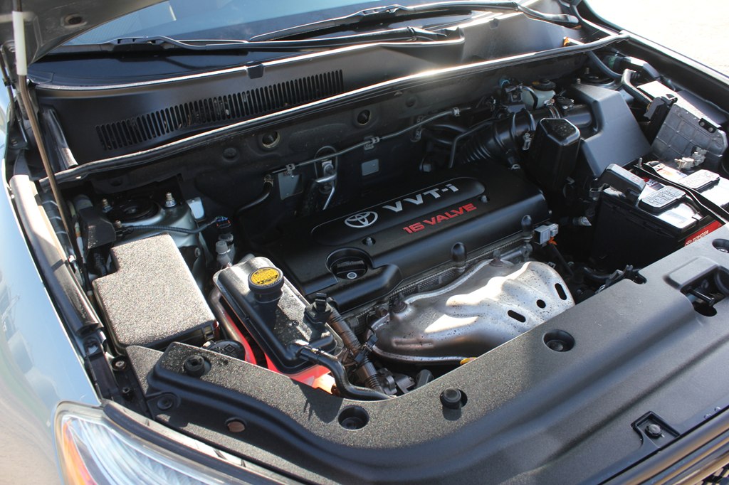 Photo 46 of this TOYOTA RAV4