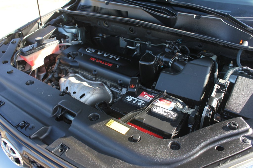 Photo 47 of this TOYOTA RAV4