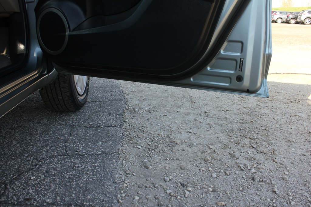 Photo 42 of this TOYOTA RAV4