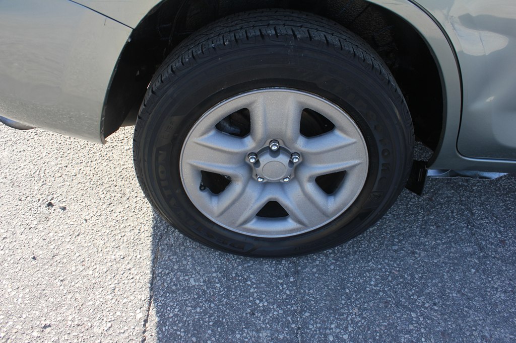 Photo 49 of this TOYOTA RAV4