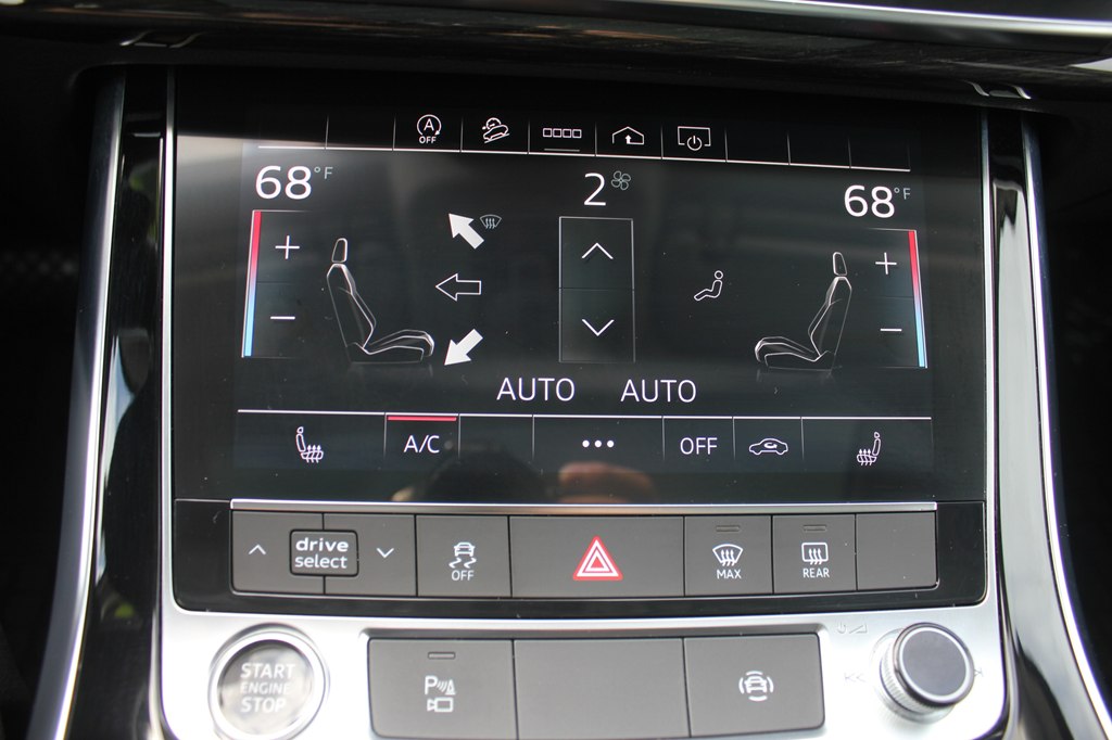 Photo 19 of this AUDI Q7
