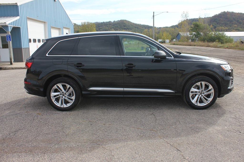Photo 4 of this AUDI Q7